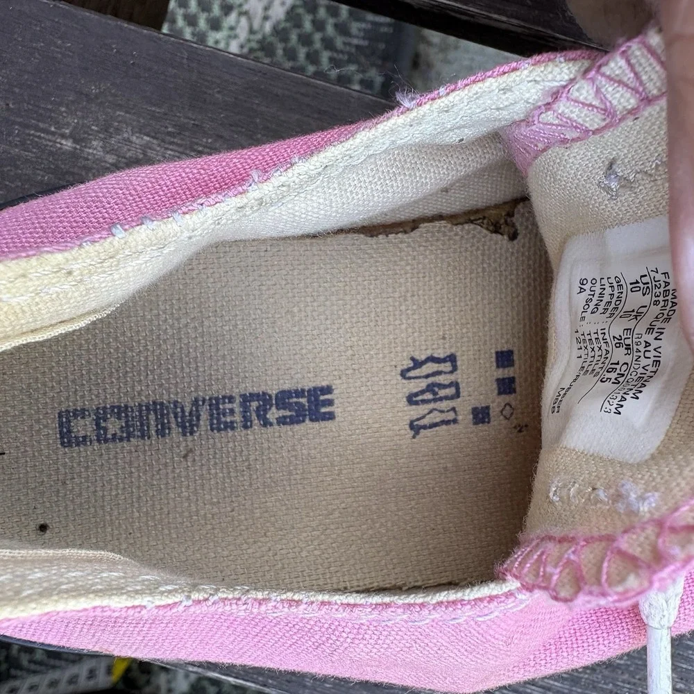 Converse well good used